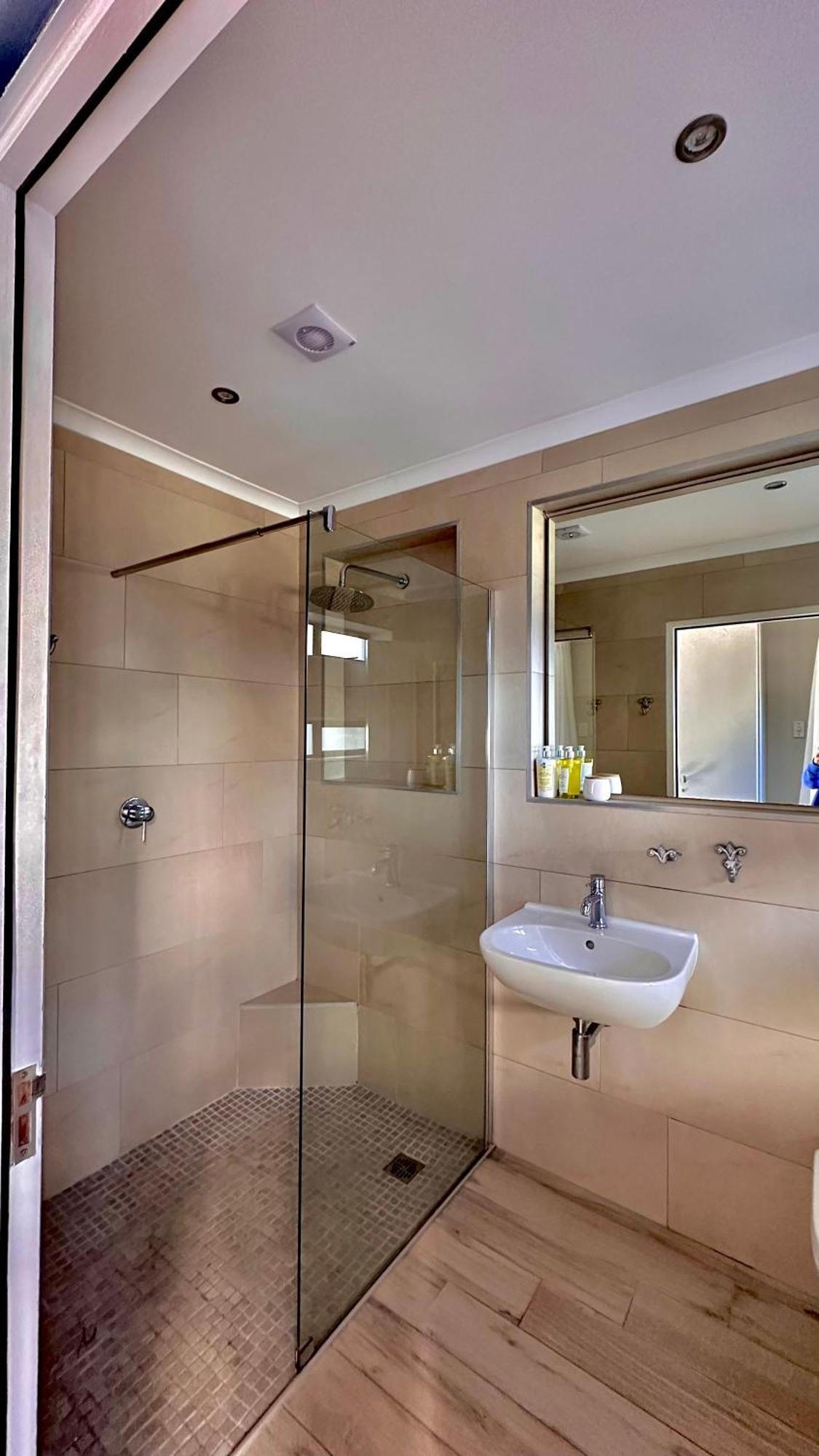 Beachview Sawubona Guesthouse מראה חיצוני תמונה
